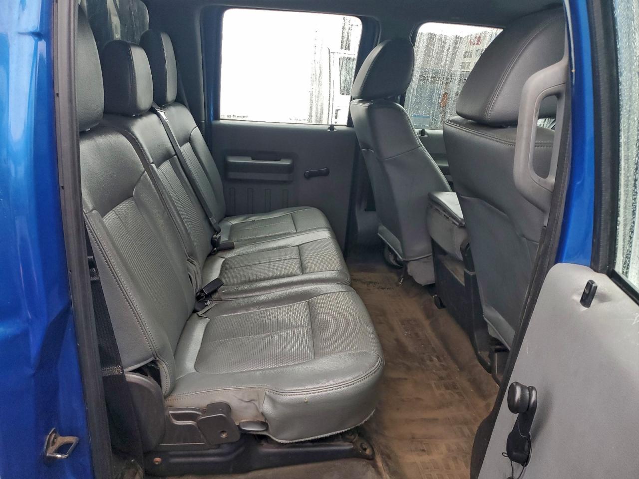 Ford F-450 Super Duty Image 12