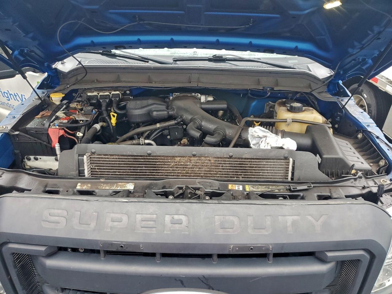 Ford F-450 Super Duty Image 9