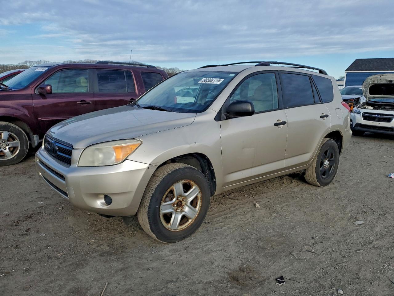 Toyota RAV4 Image 1